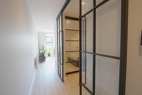 undefined, High Street, Billericay CM12