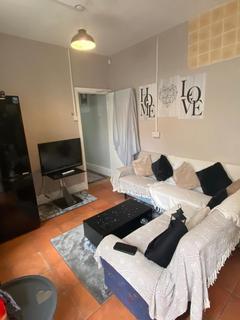 1 bedroom in a house share to rent, 1X Double Room Available, Alexander Road, Acocks Green, B27