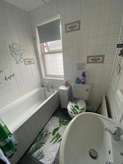 1 bedroom in a house share to rent, 1X Double Room Available, Alexander Road, Acocks Green, B27