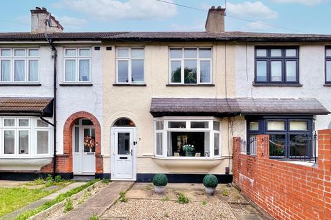 7 The Chase, Chadwell Heath, Romford, RM6 6UR
