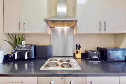 7 The Chase, Chadwell Heath, Romford, RM6 6UR