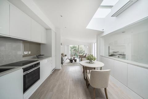 undefined, Maplestead Road, London