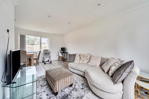 5 Greenham Walk, Swindon, SN3 2PW