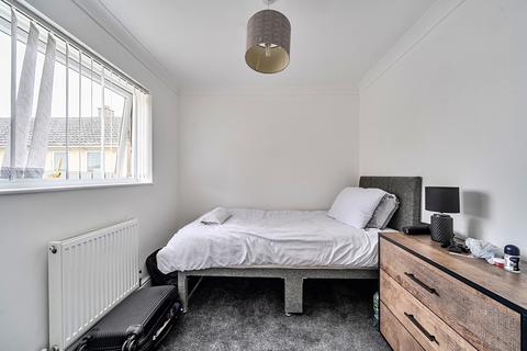 5 Greenham Walk, Swindon, SN3 2PW