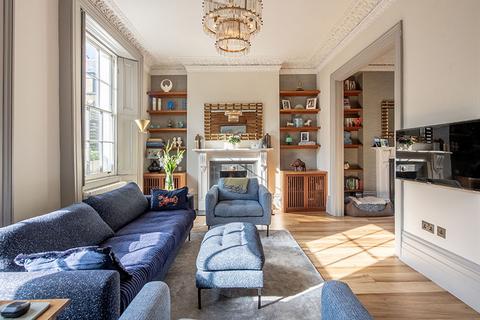 undefined, East Heath Road, Hampstead Village NW3