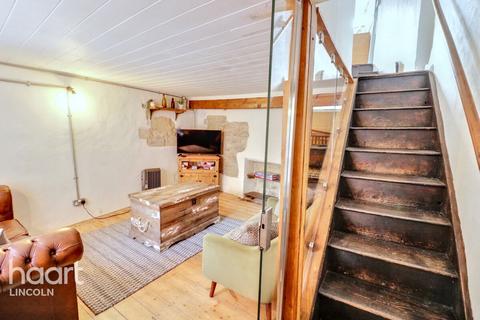 3 bedroom terraced house for sale, Steep Hill, Lincoln