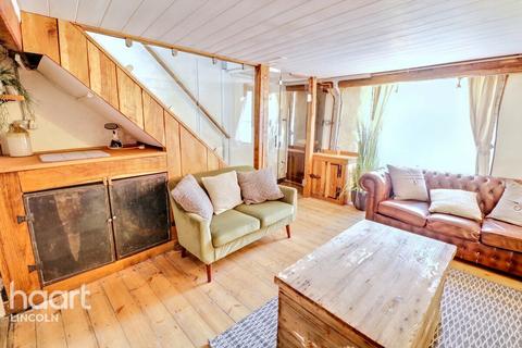 3 bedroom terraced house for sale, Steep Hill, Lincoln