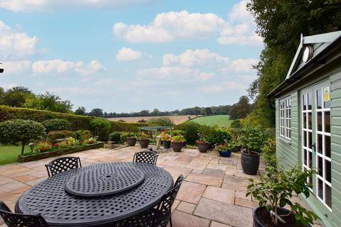 undefined, Little Windmill Hill, Chipperfield, WD4