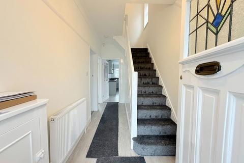 3 bedroom semi-detached house to rent, Shirley Avenue, Denton, Manchester, M34 2LW