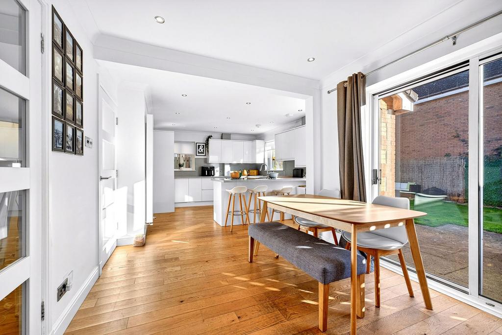Kitchen Diner