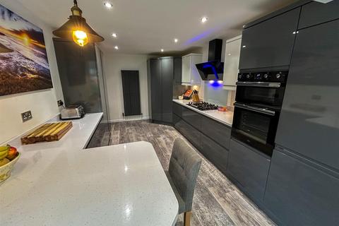 23 Berwyn Avenue, Penyffordd, Chester, CH4 0HS