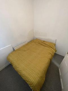1 bedroom house to rent, Kenton Road, Harrow