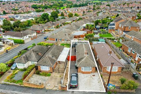 1 bedroom detached bungalow for sale, Darlton Drive, Arnold, Nottingham