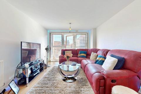 2 bedroom flat for sale, Chancellor Way, Dagenham, RM8