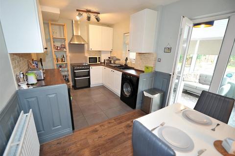 35 Eldon Road, Irlam, Manchester, M44 6DE