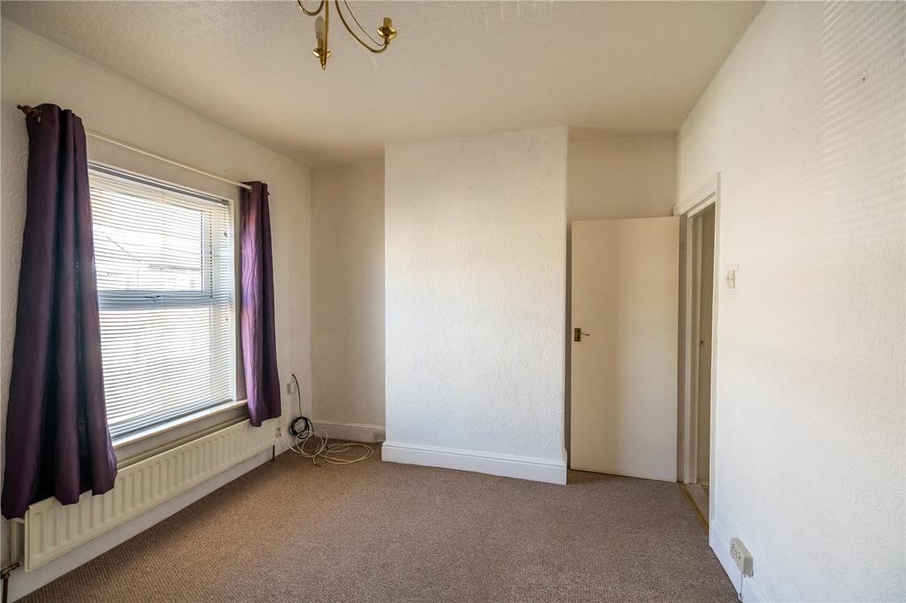 Living Room (2)