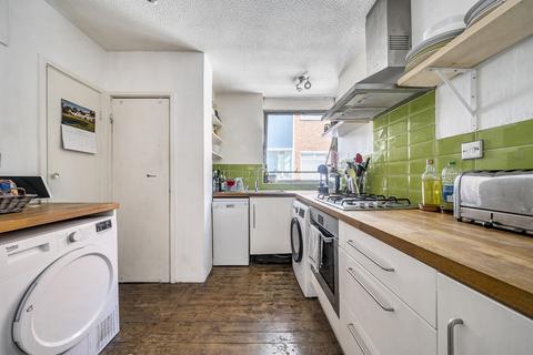 3 bedroom apartment for sale, Sydenham Rise, London