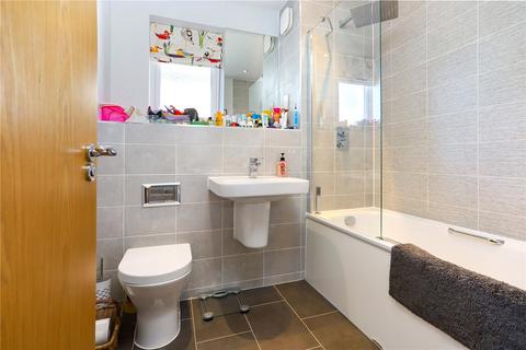 4 bedroom semi-detached house for sale, Langham Court, Farnham, Surrey, GU9