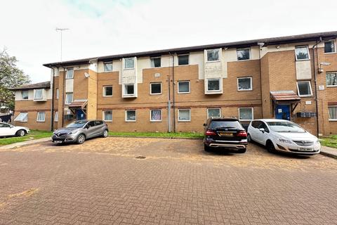 undefined, Milliners Court, Luton