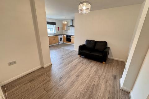 undefined, Milliners Court, Luton