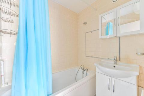3 bedroom flat to rent, Mallory Street, Lisson Grove, London, NW8