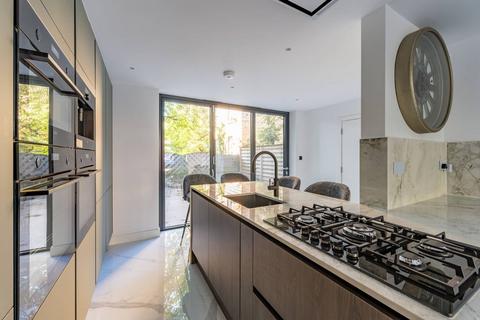 3 bedroom end of terrace house to rent, Wymering Road, Maida Vale, London, W9