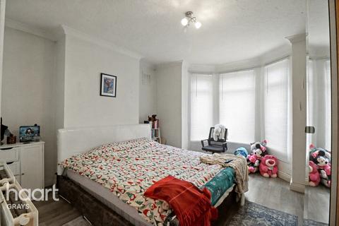 undefined, London Road, Grays
