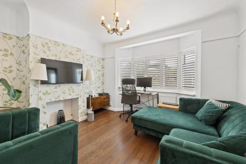 265 Raeburn Avenue, Surbiton, KT5 9DF