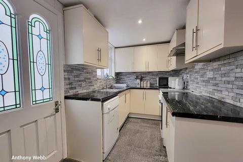 undefined, Hood Avenue, Southgate, N14