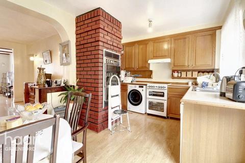 undefined, Whitton Avenue East, Greenford