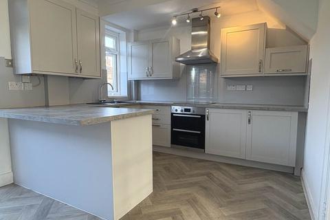 2 bedroom terraced house for sale, Shaw Road, Royton
