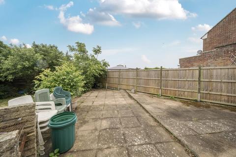 undefined, Thame,  Oxfordshire,  OX9