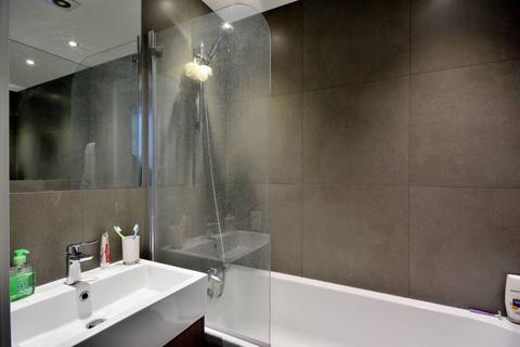 1 bedroom flat to rent, Stanley Gardens, Acton, London, W3