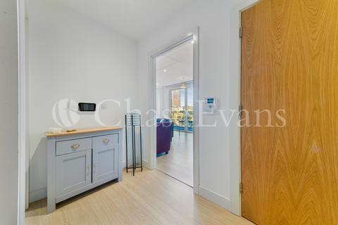 1 bedroom flat for sale, Cherry Orchard Road, Croydon, London, CR0