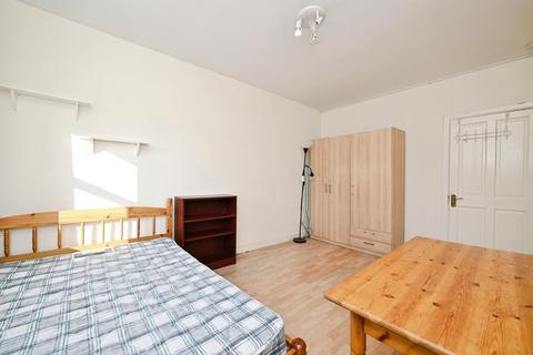 undefined, Piershill Square West, Midlothian EH8
