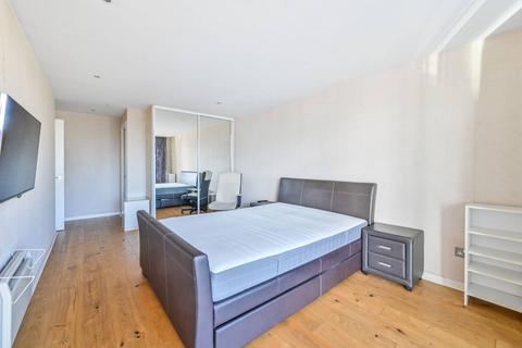 3 bedroom flat to rent, Branch Road, Limehouse, London, E14