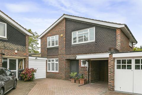 undefined, Parkgate Close, Kingston Upon Thames KT2