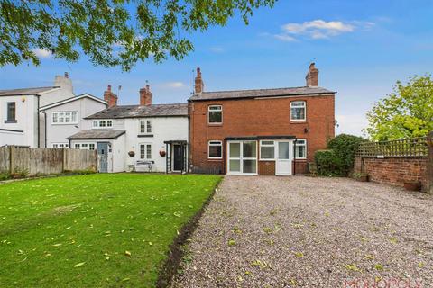 2 bedroom terraced house for sale, Dean Road, Wrexham