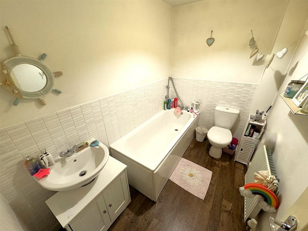 Thumbnail image5 (1).jpg