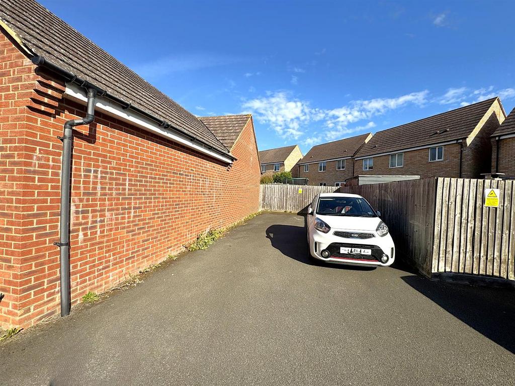 Thumbnail image1 (3).jpg