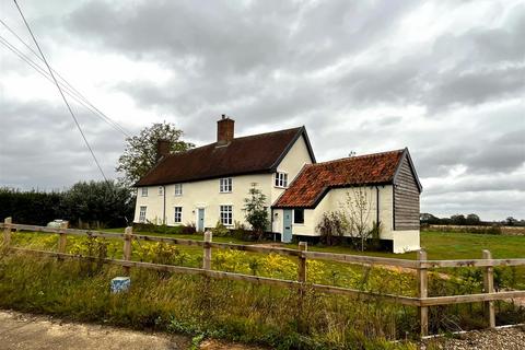 undefined, Framlingham