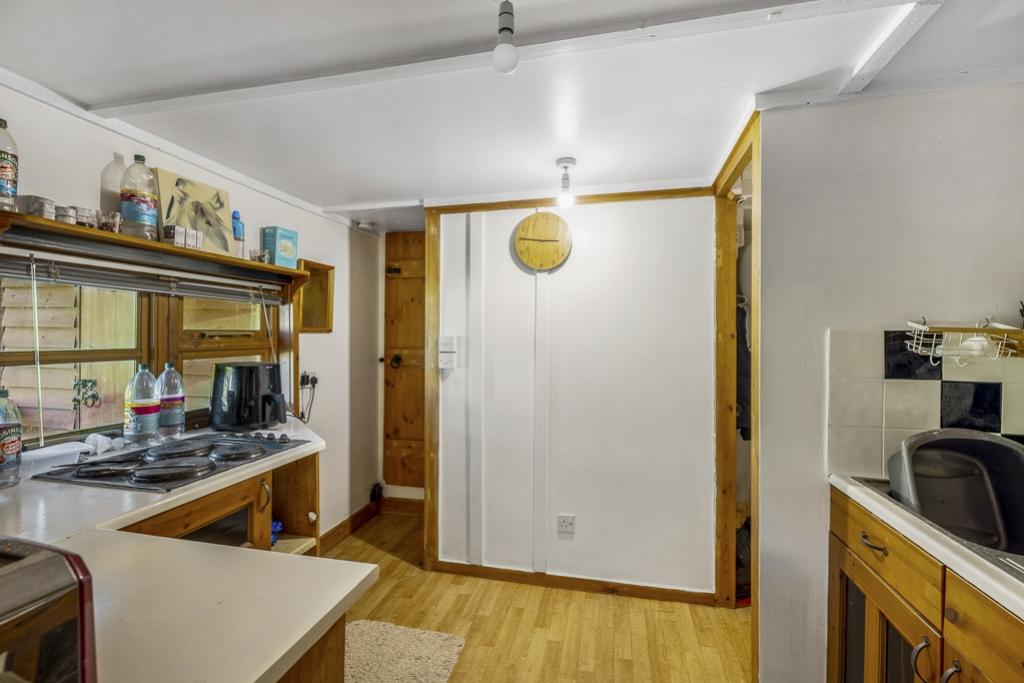 33 A High Street (Long Sutton)-42