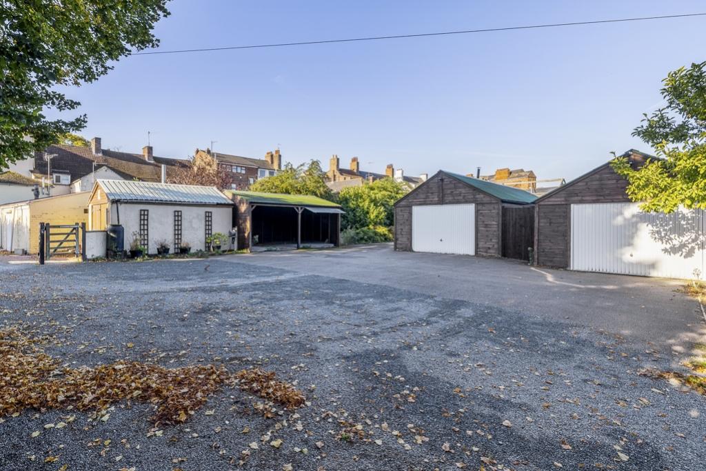 33 A High Street (Long Sutton)-8