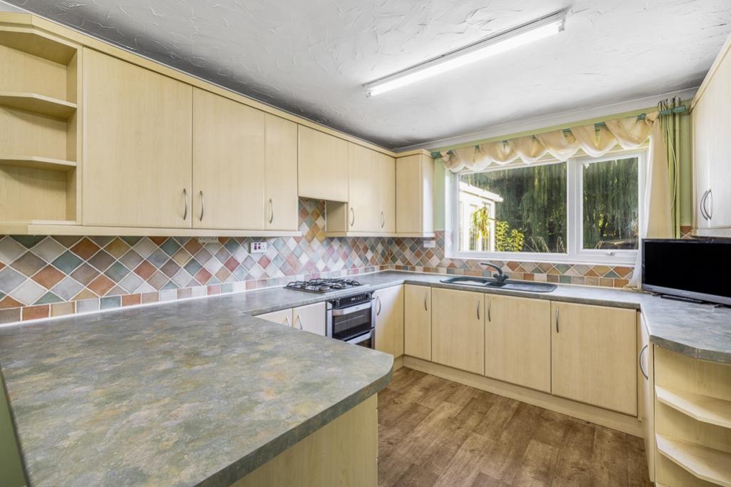 33 A High Street (Long Sutton)-30
