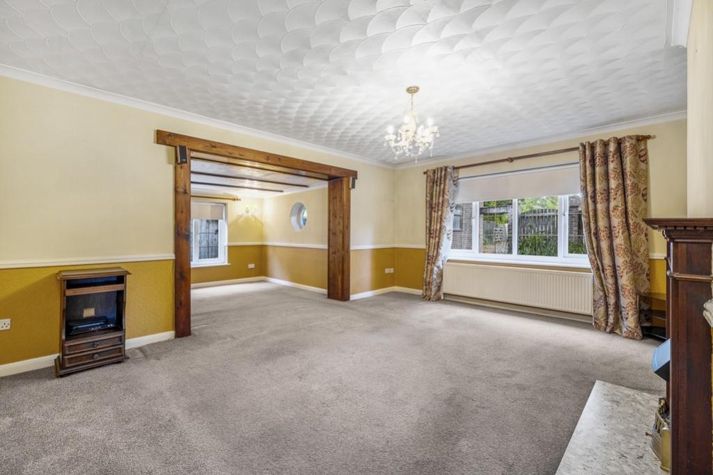 33 A High Street (Long Sutton)-33