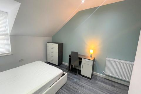1 bedroom in a house share to rent, Room 5, F6, 21 Priestgate, Peterborough PE1 1JL