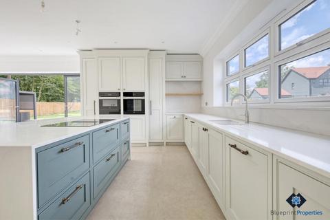 undefined, The Sherwoods, Brentwood - CM15