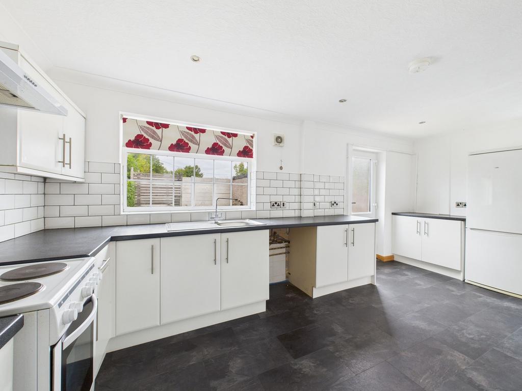 Dining/Kitchen