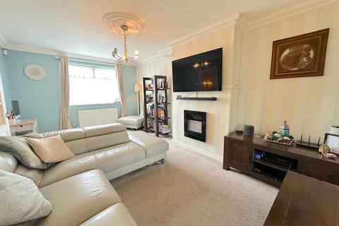4 bedroom semi-detached house for sale, Woden Road North, Wednesbury WS10