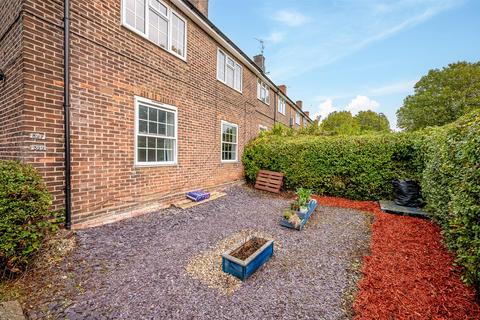 329 Downham Way, Bromley, BR1 5EN